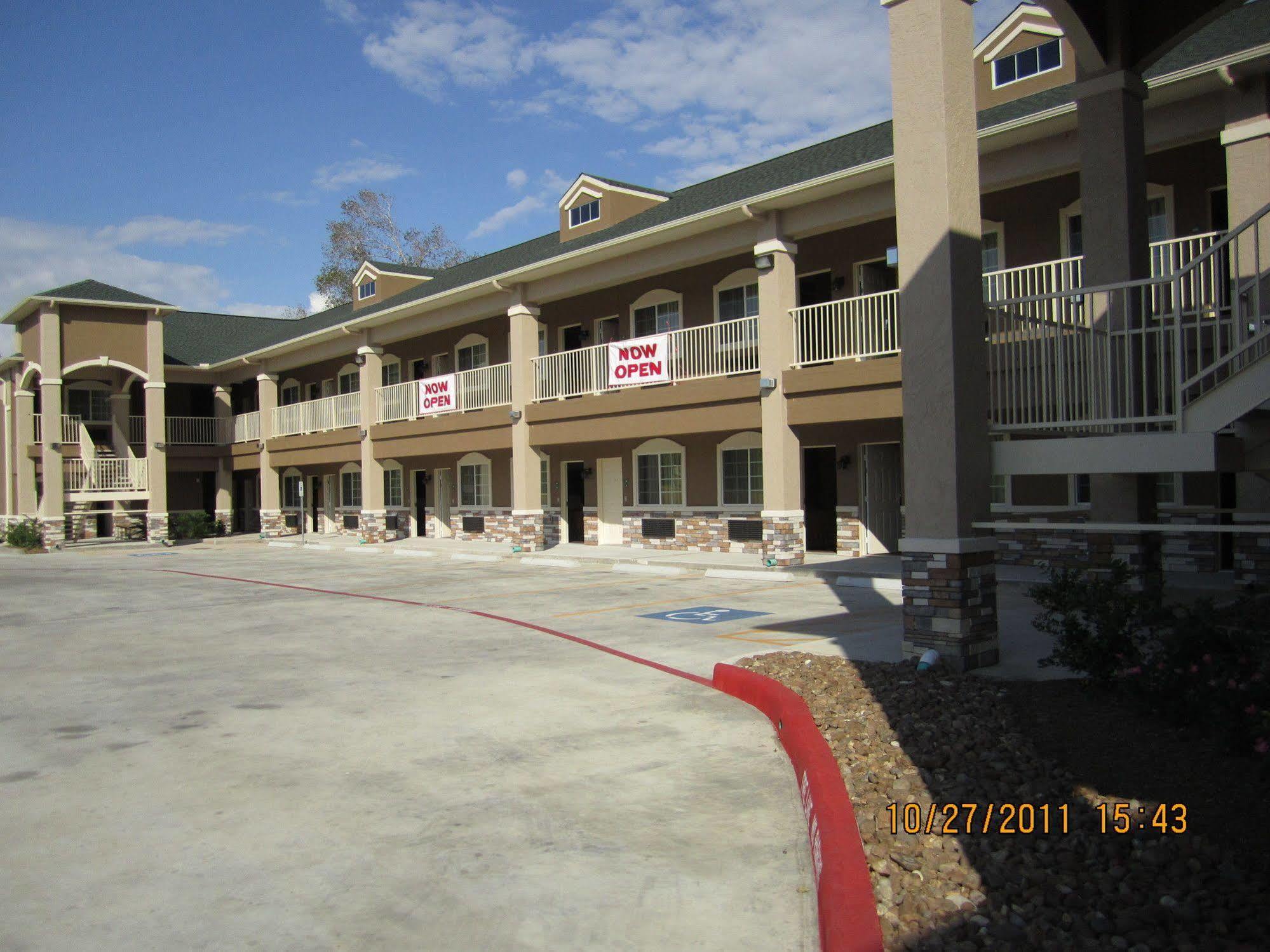 Highlands Suites Buitenkant foto